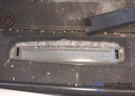 2021 Toyota Prius Prime Limited from USA, damaged, VIN JTDKAMFPXM3175619